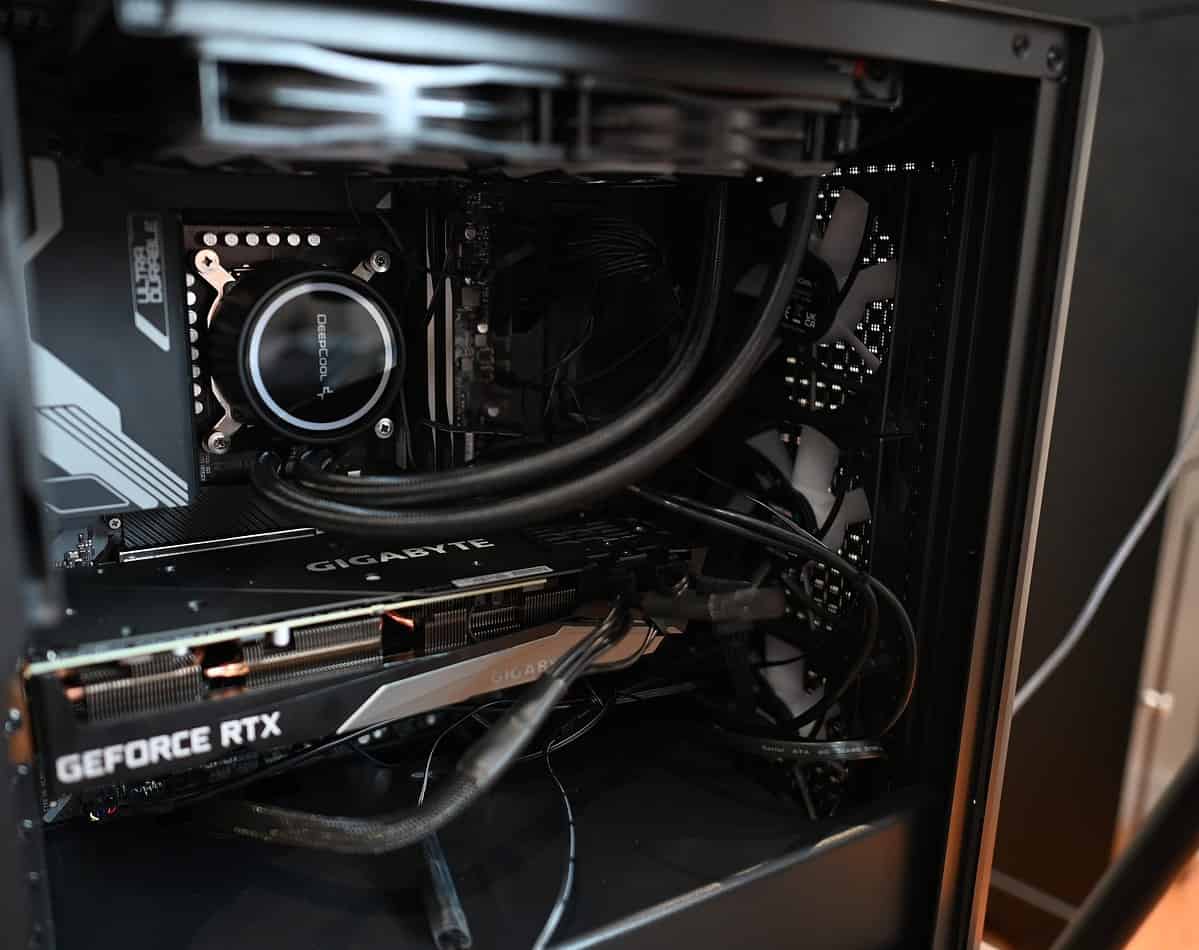 What I Learned After Building My First Custom Gaming PC: Don’t Build Yours Until You Read This!